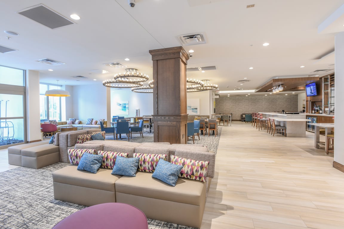 Lobby | Hilton Garden Inn Cincinnati Midtown