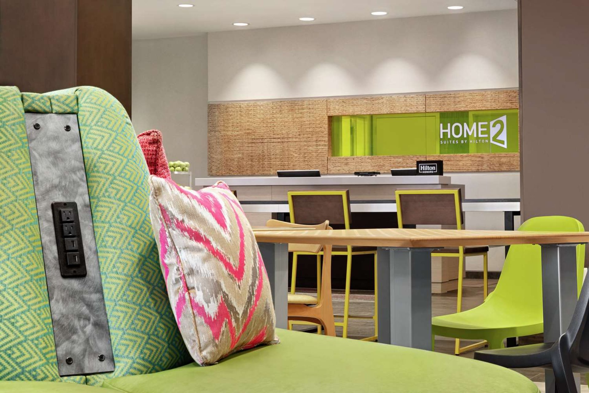Lobby | Home2 Suites by Hilton Colorado Springs South