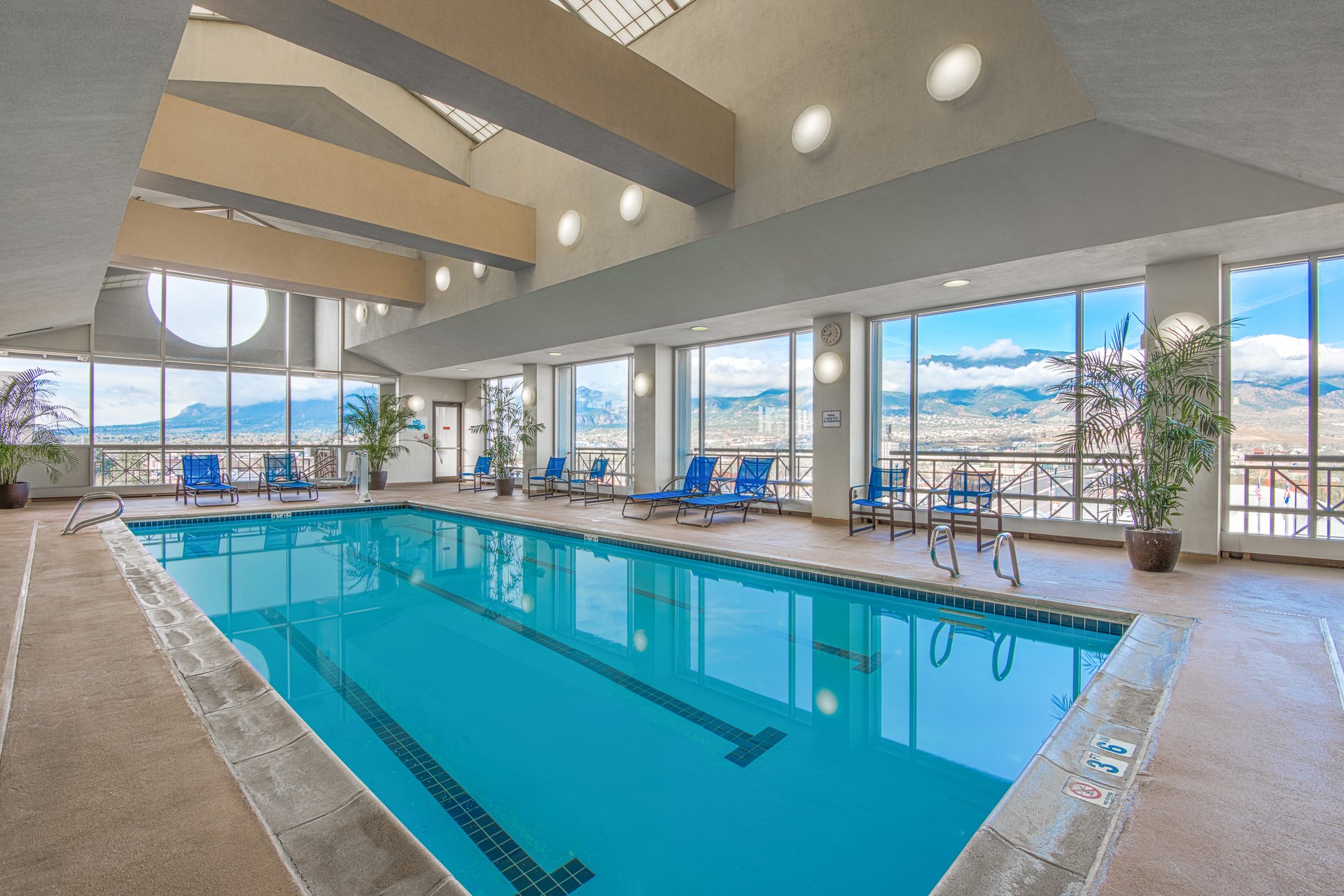 Pool | The Antlers, A Wyndham Hotel