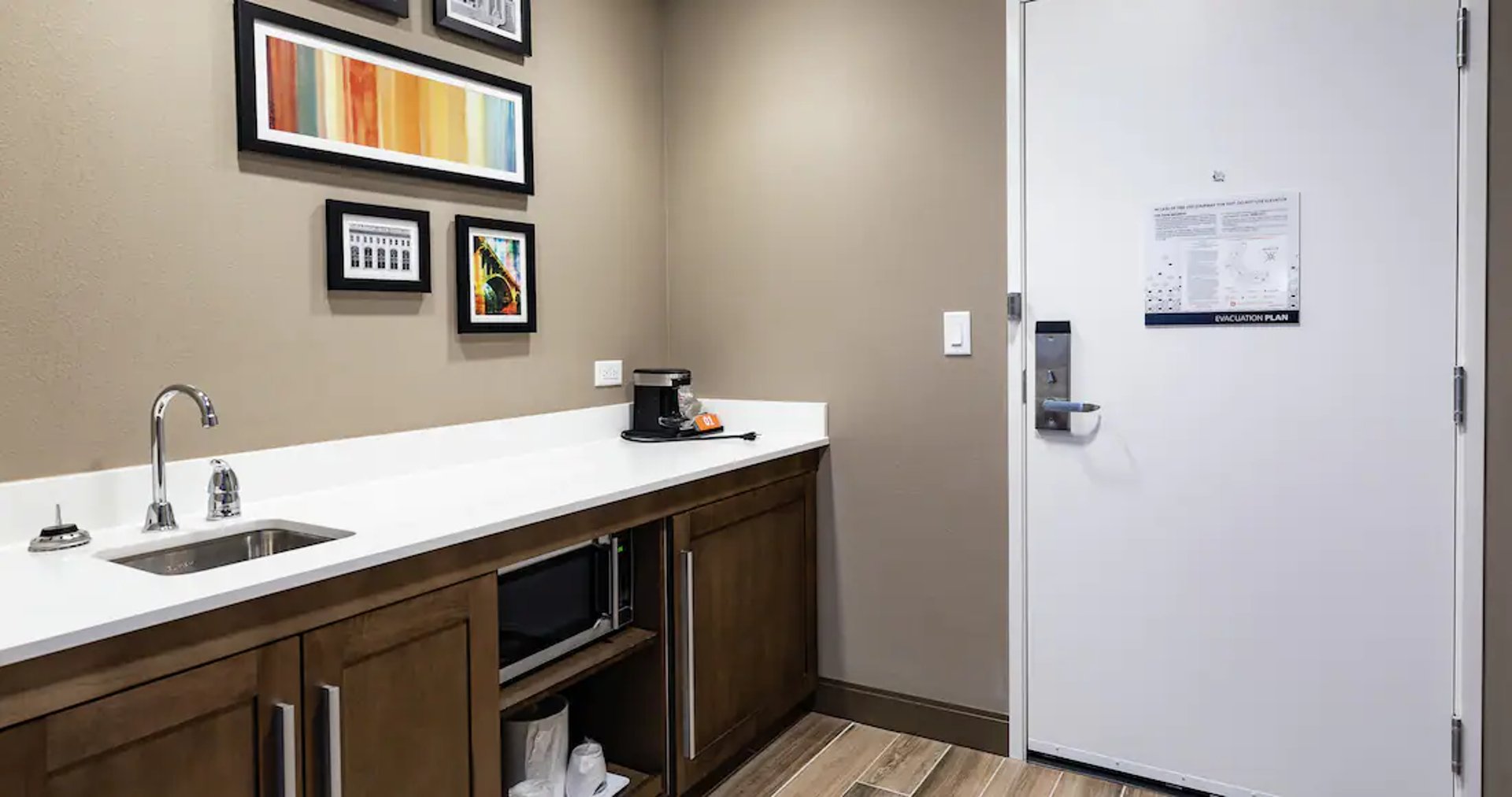 Wet Bar