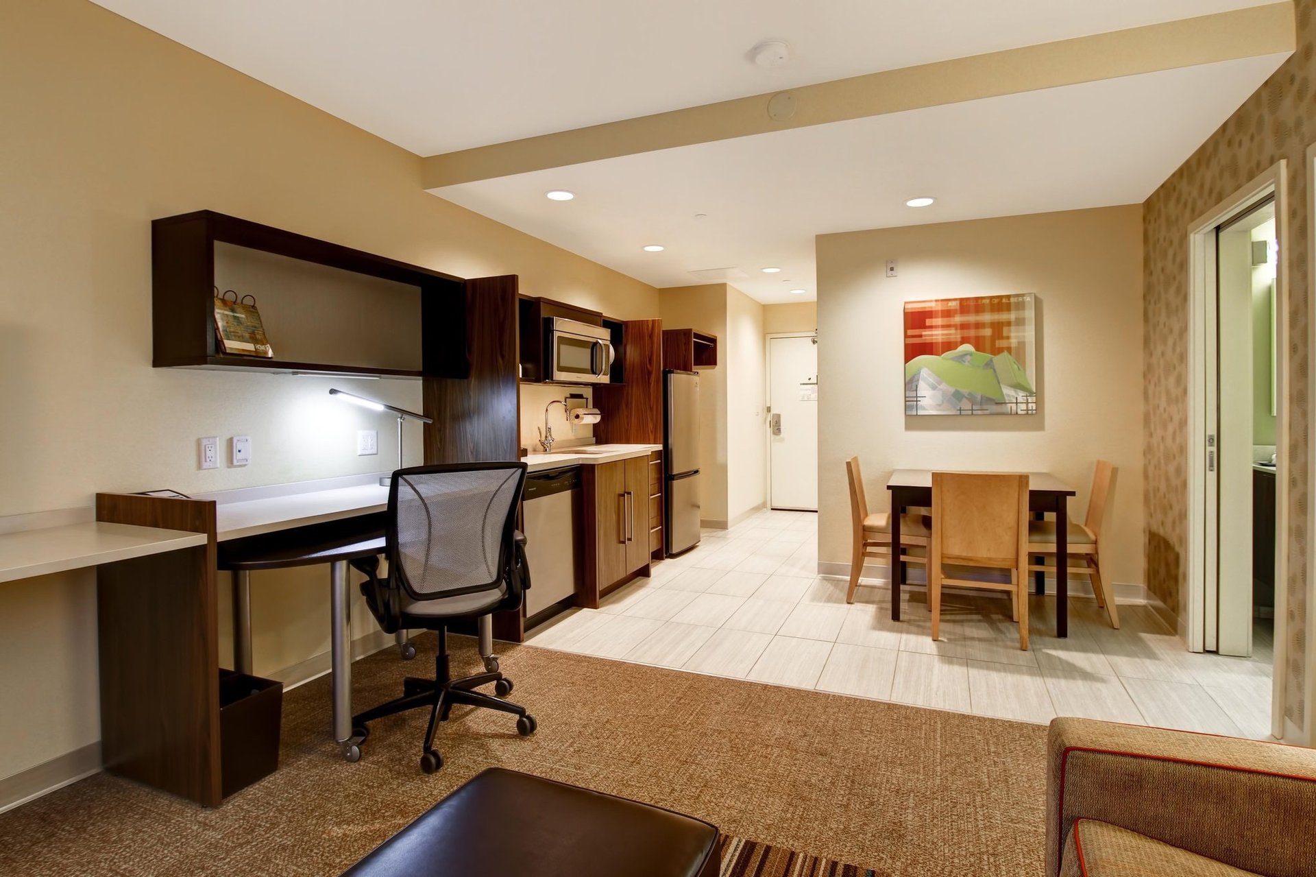One Bedroom King Suite Dining and Kitchenette