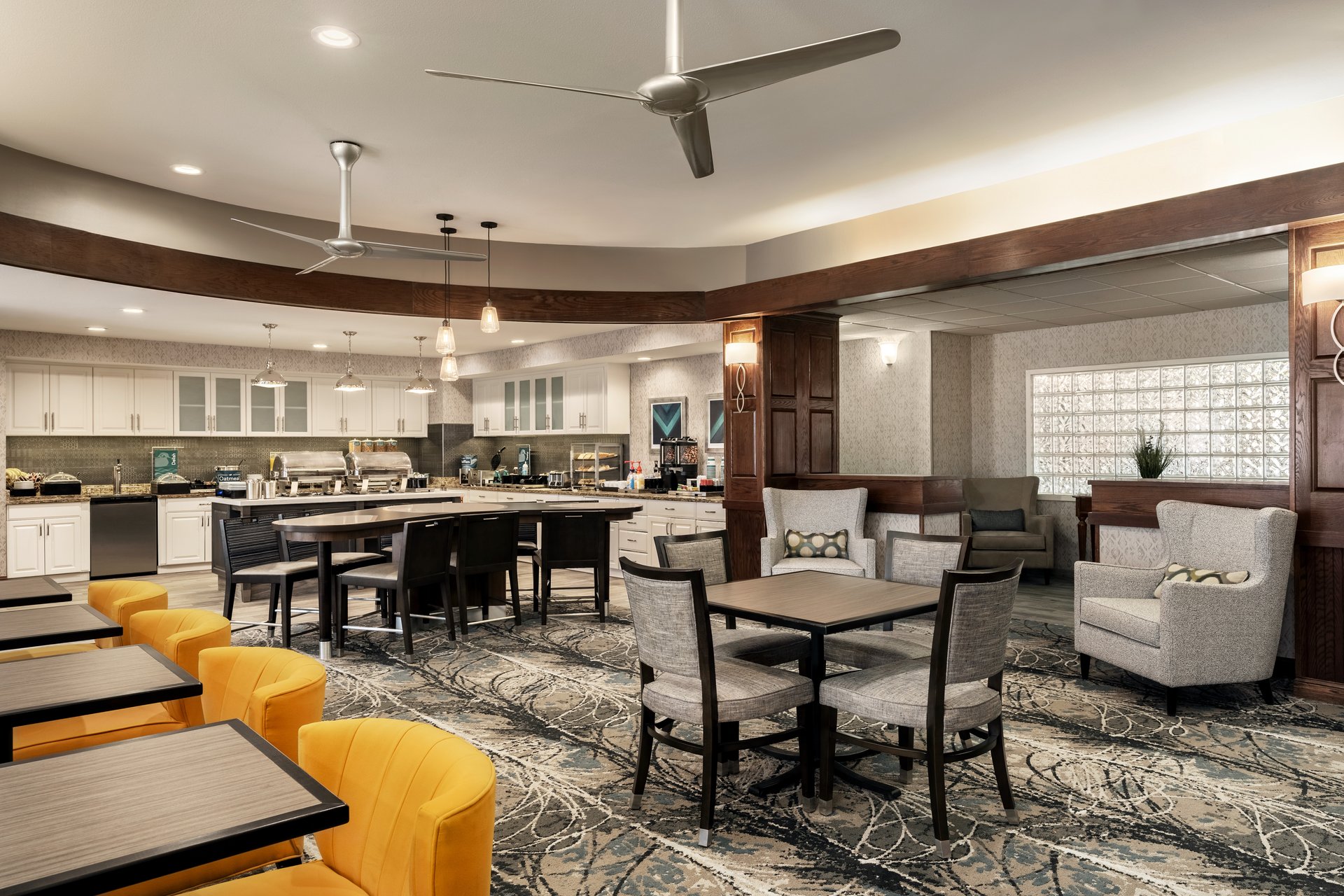 Lodge | Homewood Suites Erie