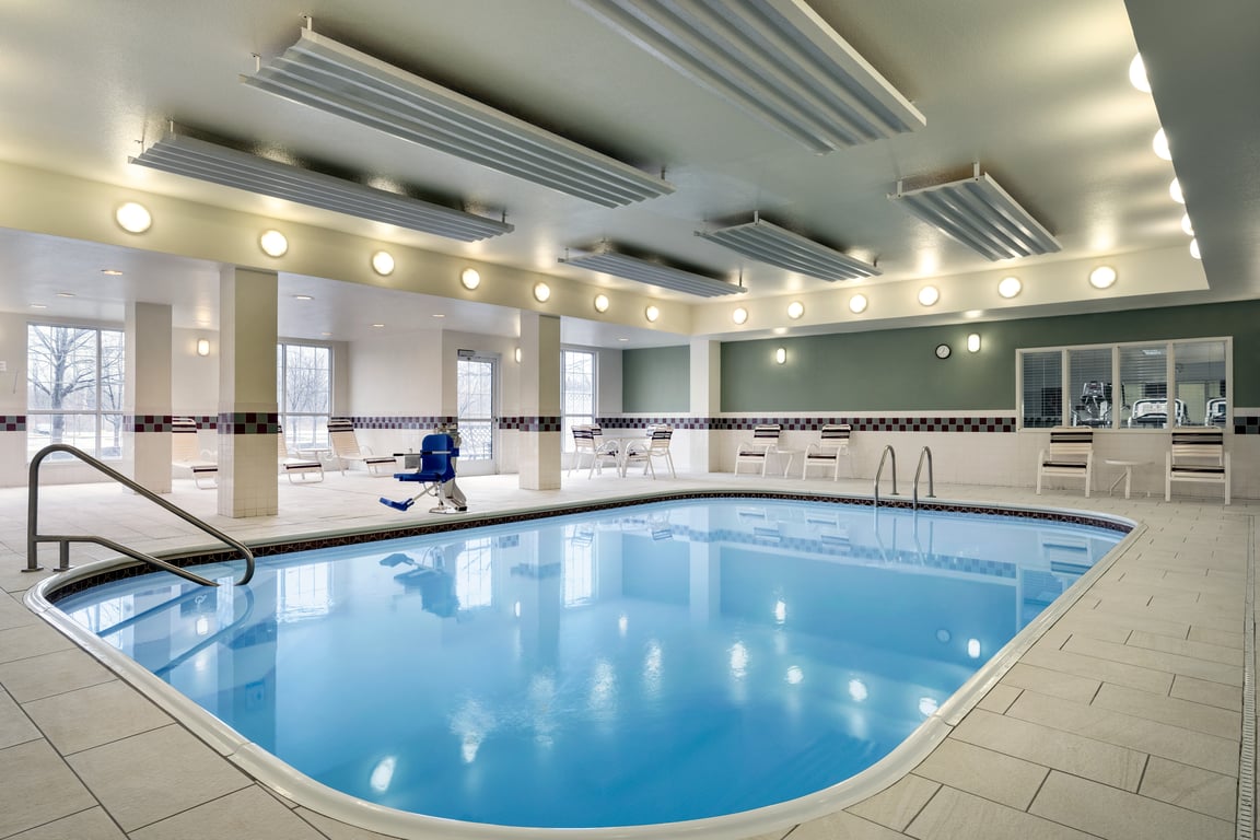 Pool | Homewood Suites Erie