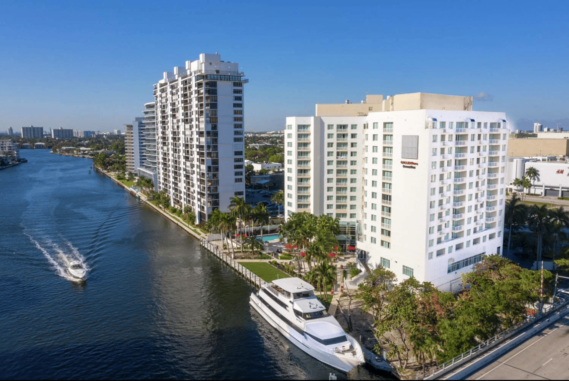 Exterior | GALLERYone- A DoubleTree Suites by Hilton Hotel