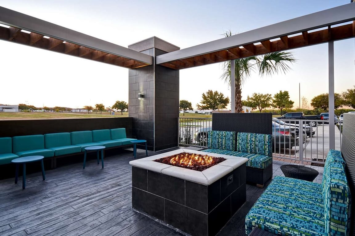 Fire Pit | Home2 Suites by Hilton Fort Worth Fossil Creek