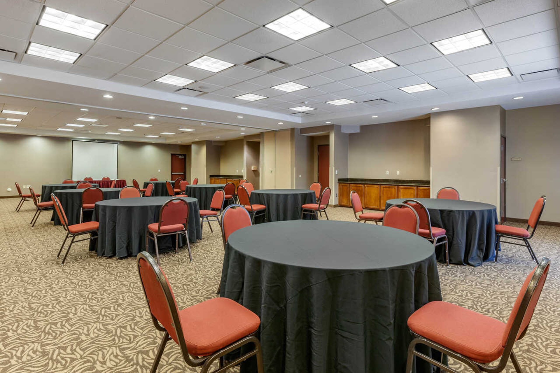 Meeting 2 | Comfort Suites Glendale - State Farm Stadium Area