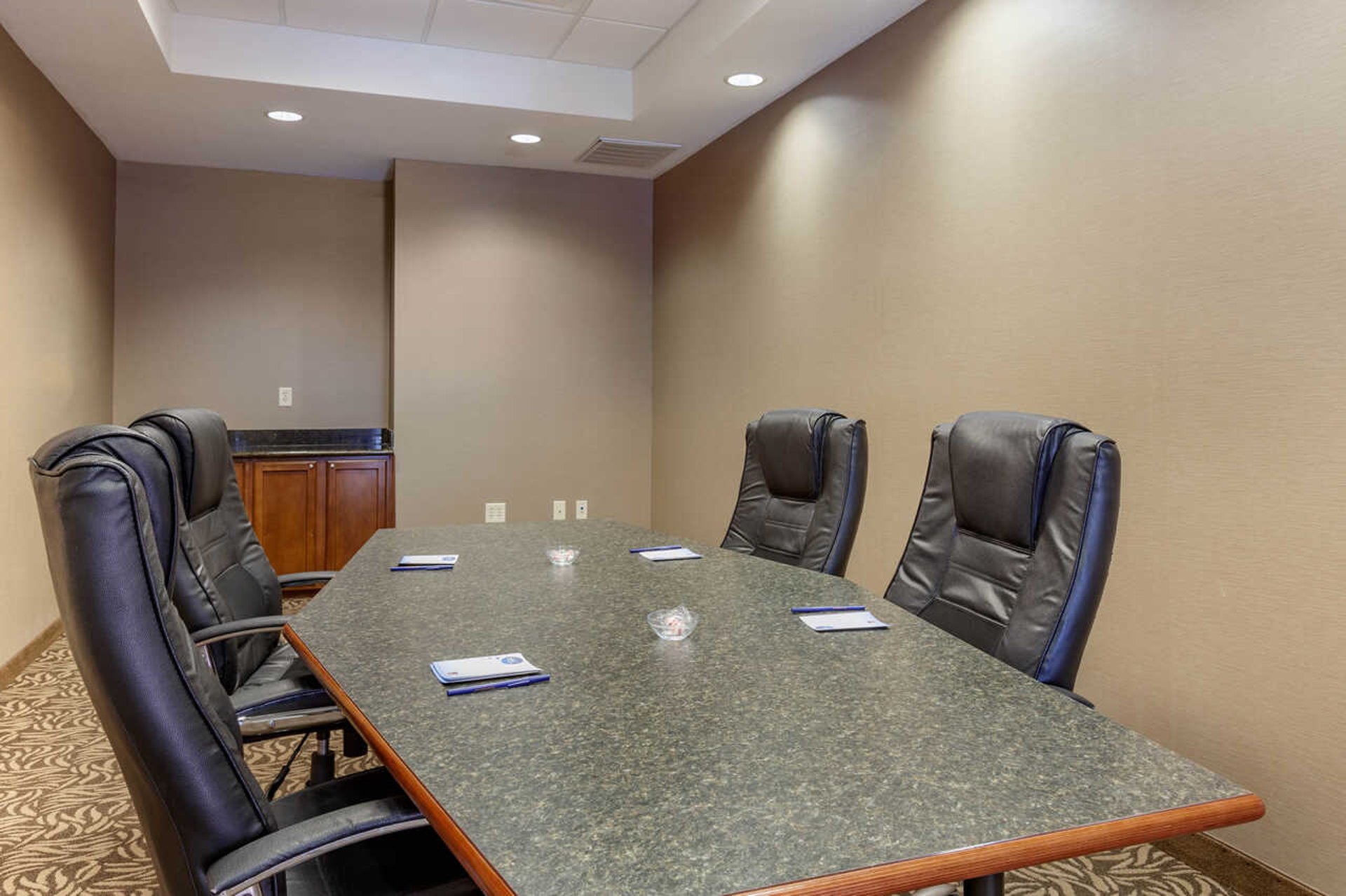 Meeting | Comfort Suites Glendale - State Farm Stadium Area