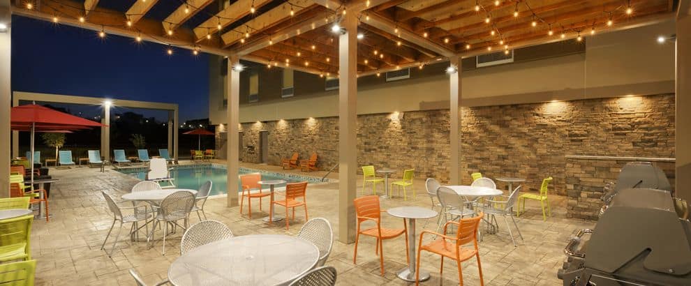 HT_outpatio01_19_990x410_FitToBoxSmallDimension_Center.jpg | Home2 Suites by Hilton Grovetown Augusta Area