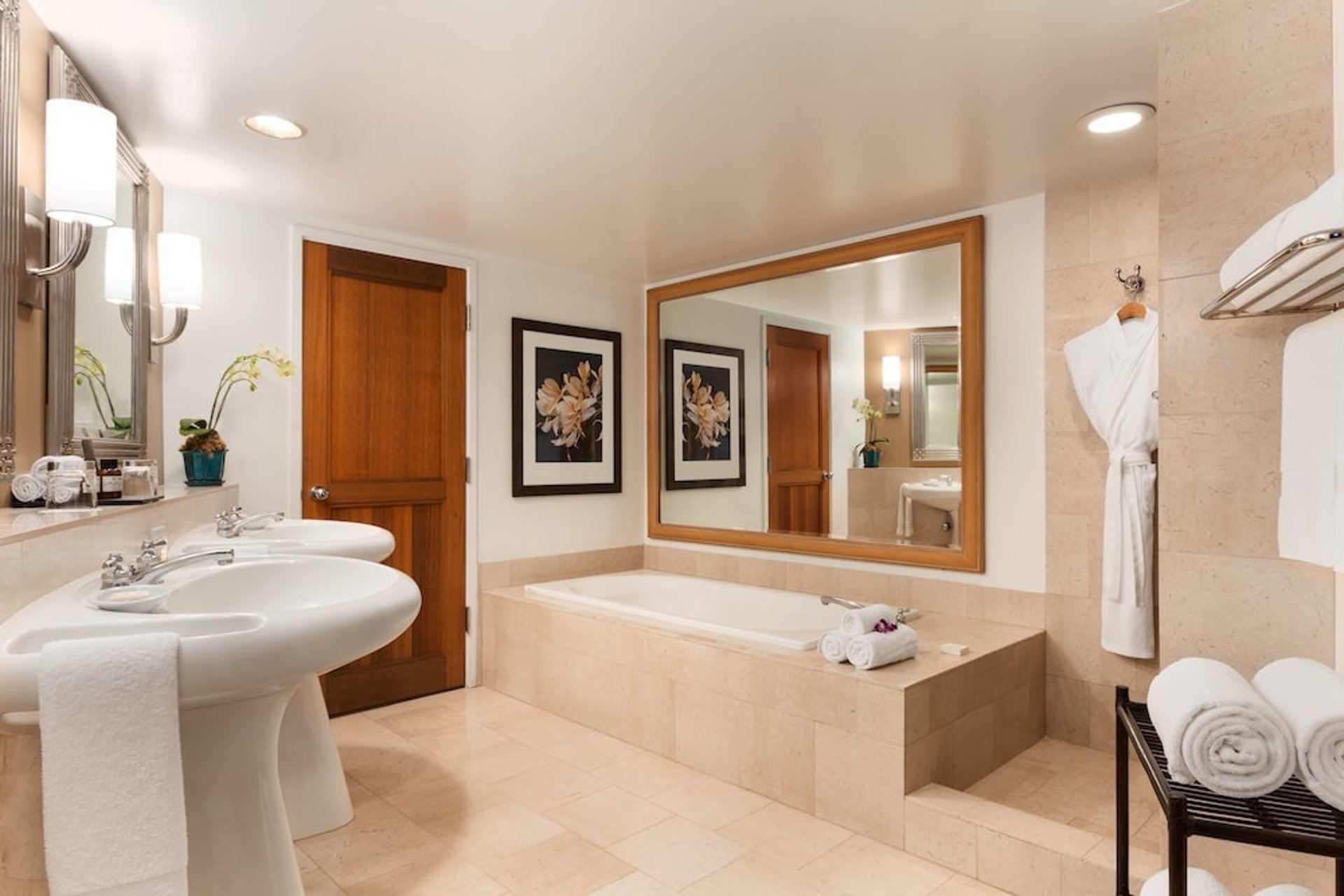 Tub