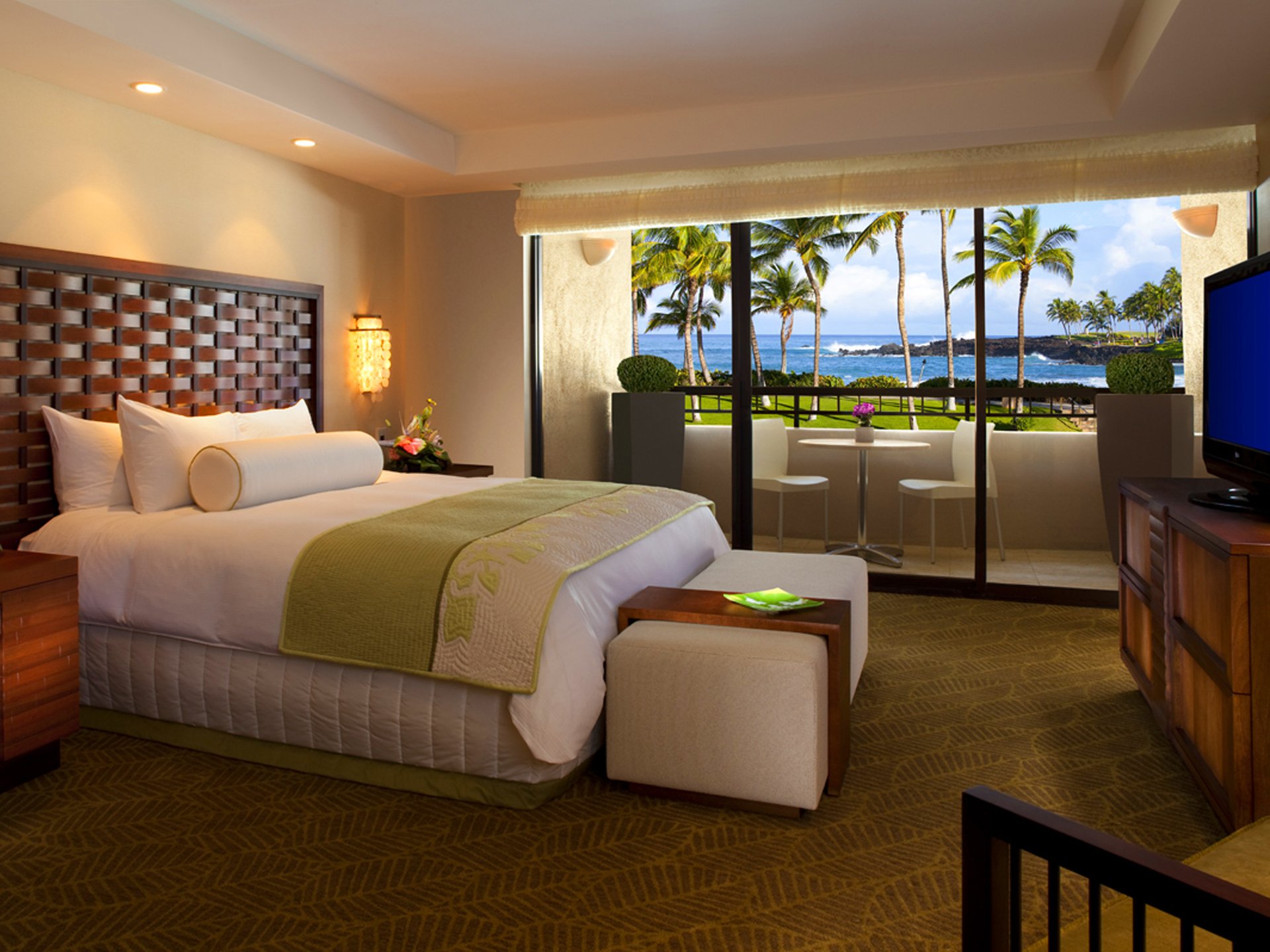 Na'ia Naupaka Bedroom