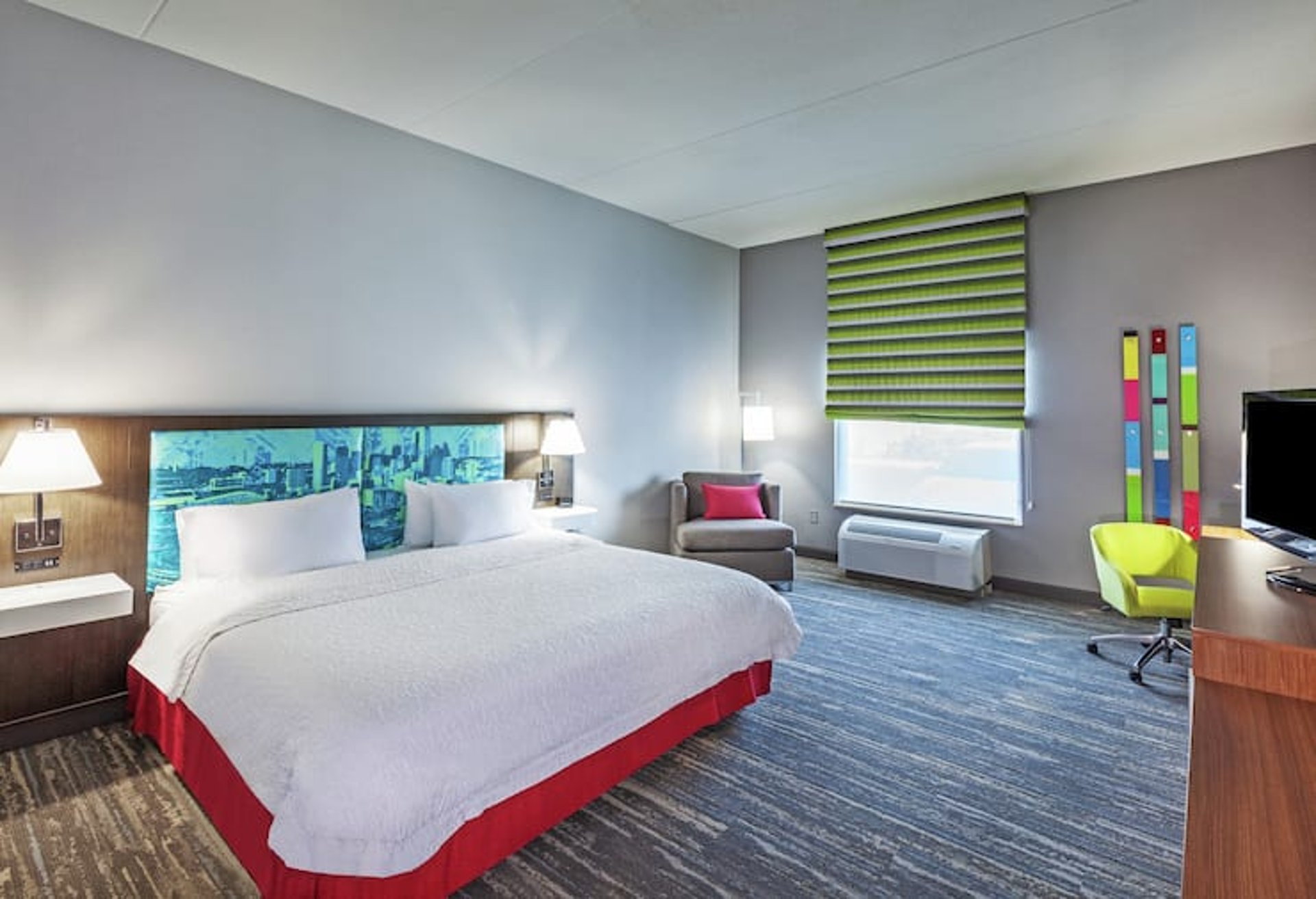 1 King Bed