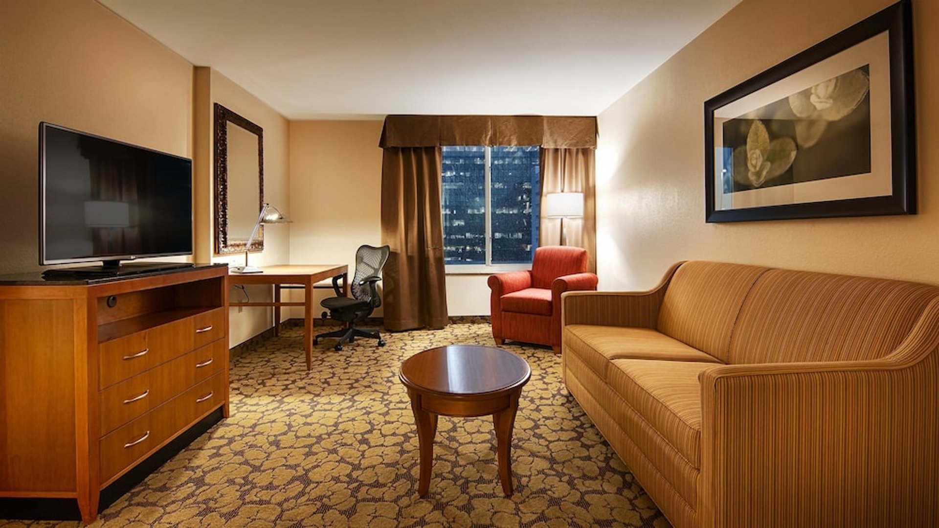 1 King Bed 1 Bedroom Suite