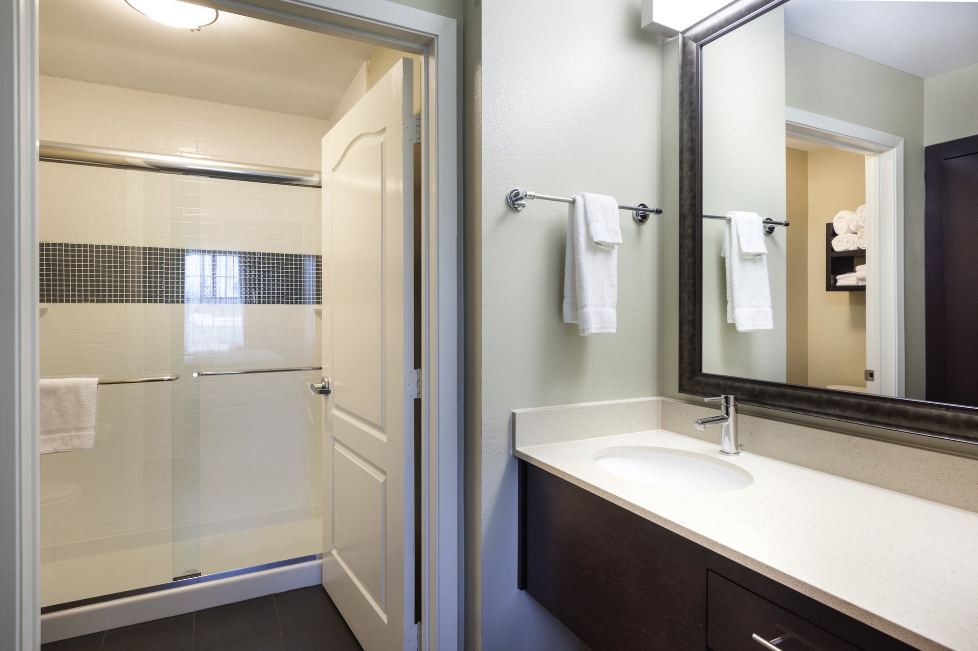 Studio Suite Bathroom