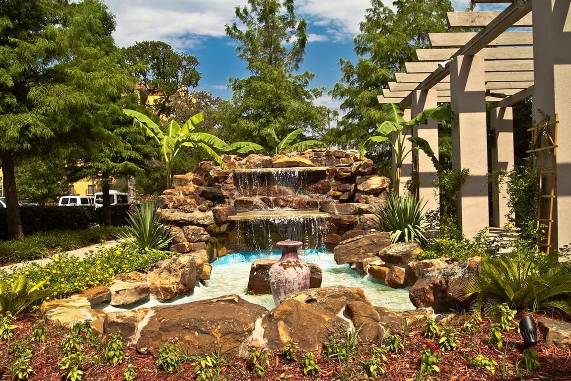 Patio Fountain | Hilton Garden Inn DFW Airport South