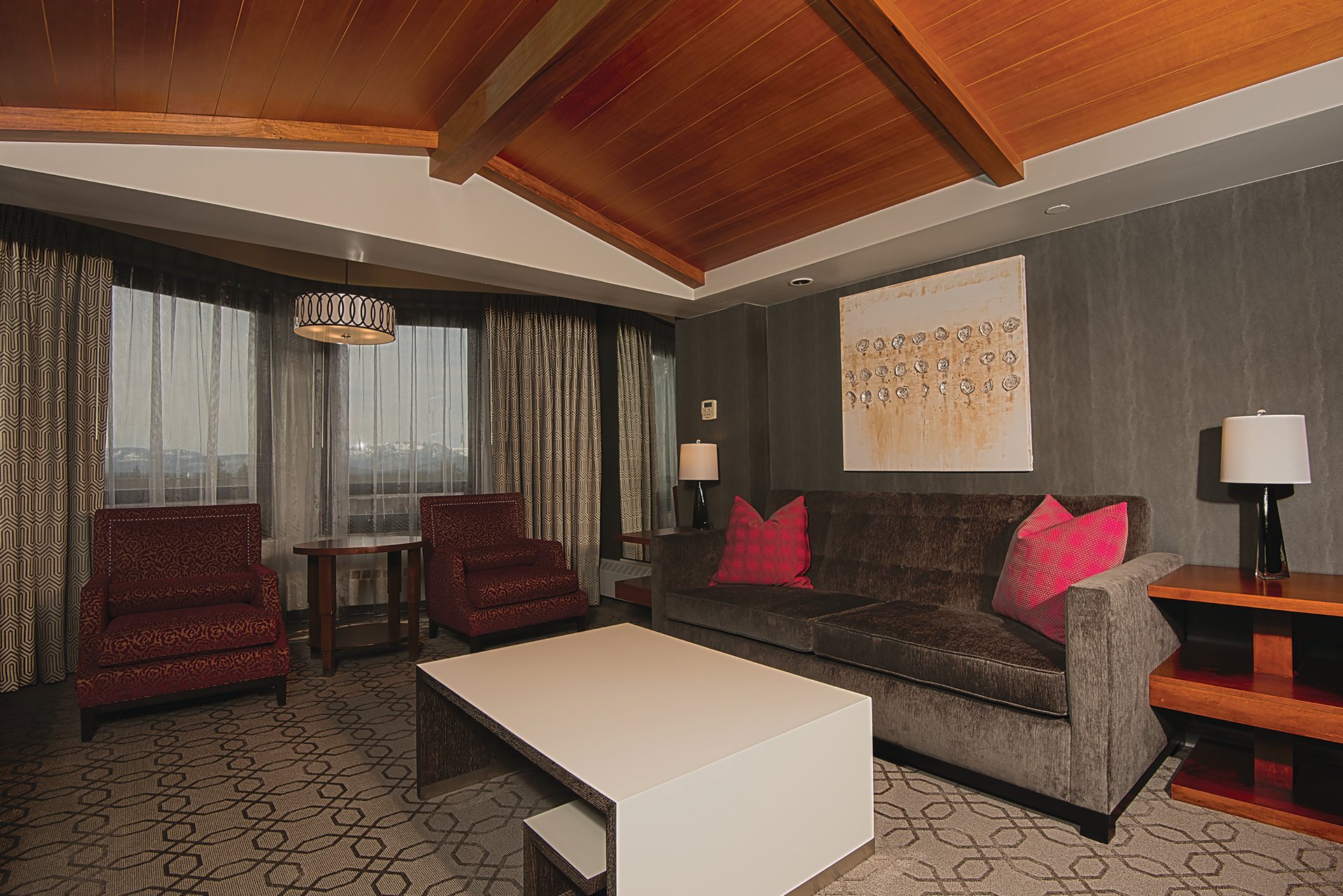 Tahoe Suite 1 King Living Room.jpg