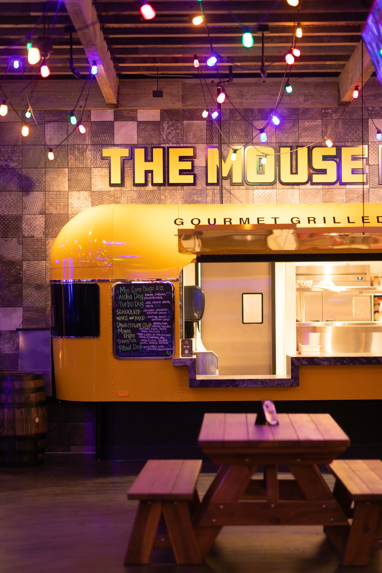 DawgHouse-95.jpg | Conrad Las Vegas at Resorts World