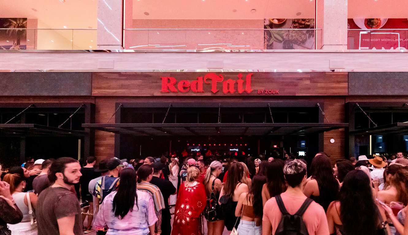 Redtail_Spread_credit Megan Blair11.jpg | Conrad Las Vegas at Resorts World