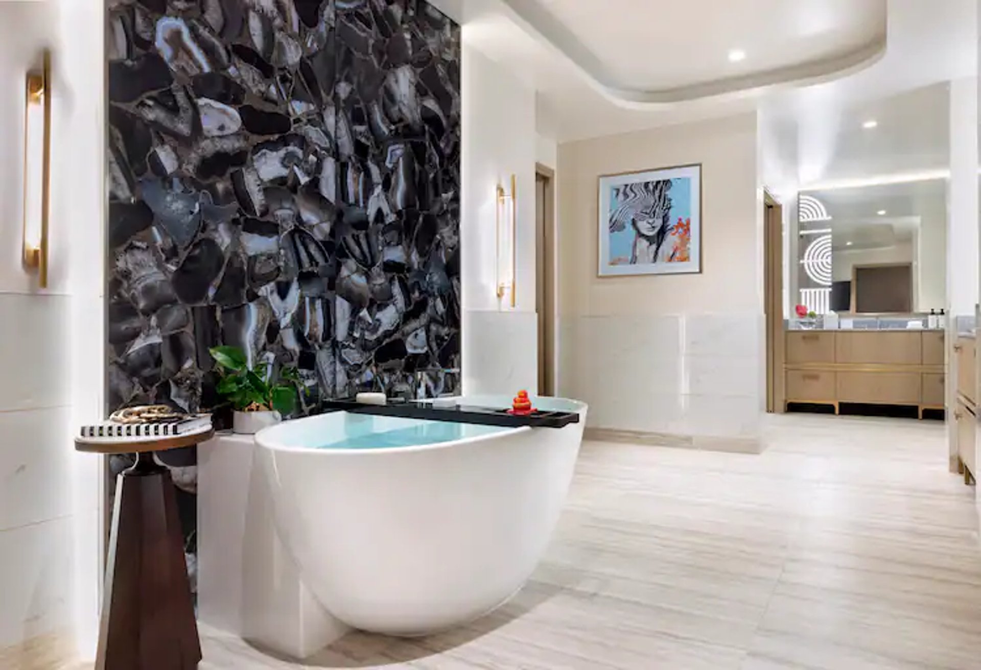 Presidential-Bathroom
