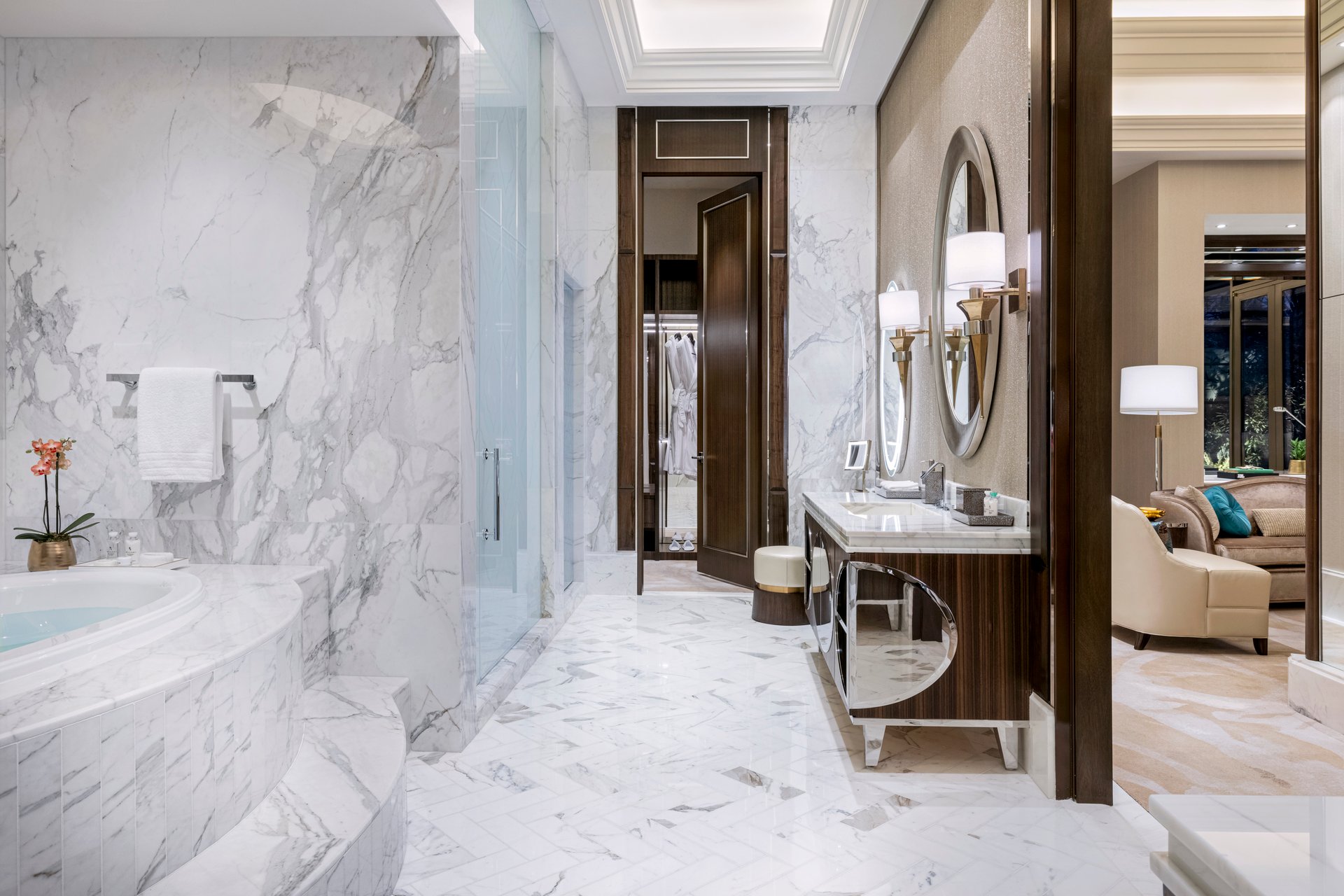 20211005_RW_Palace_Two_Bathroom_Two_v4.jpg