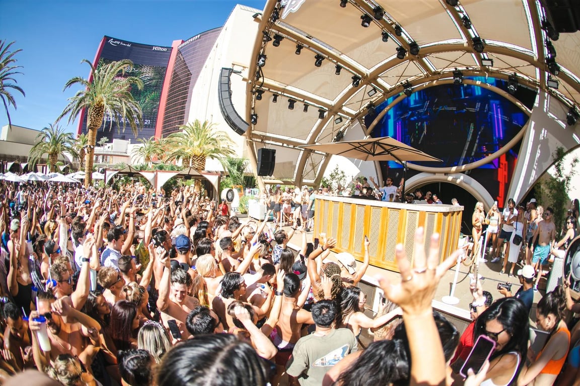 Zedd 8.21 (4) | Crockfords Las Vegas, LXR Hotels and Resorts