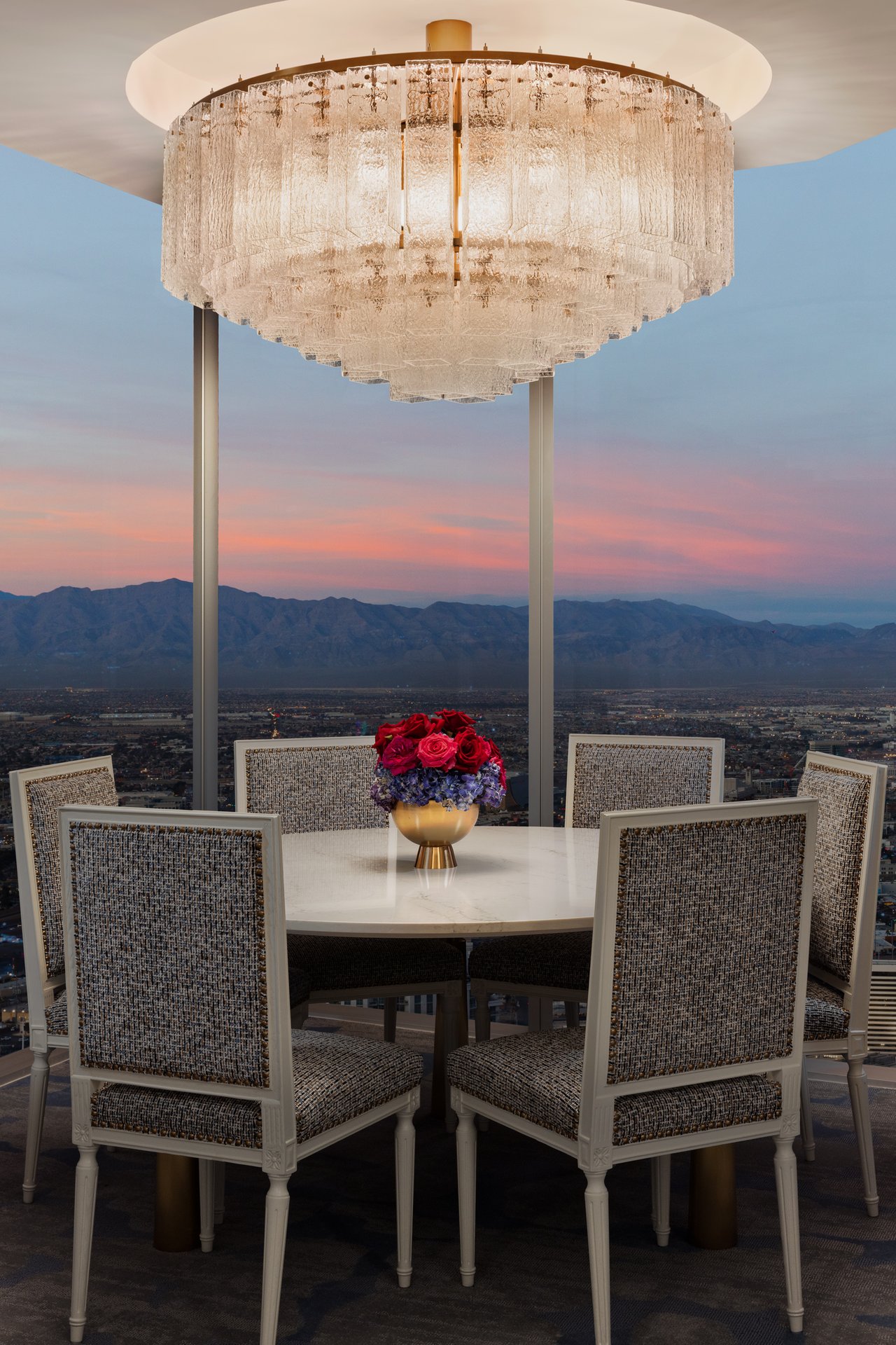 FBLV_Tower_58_Grand Panorama Suite.jpg