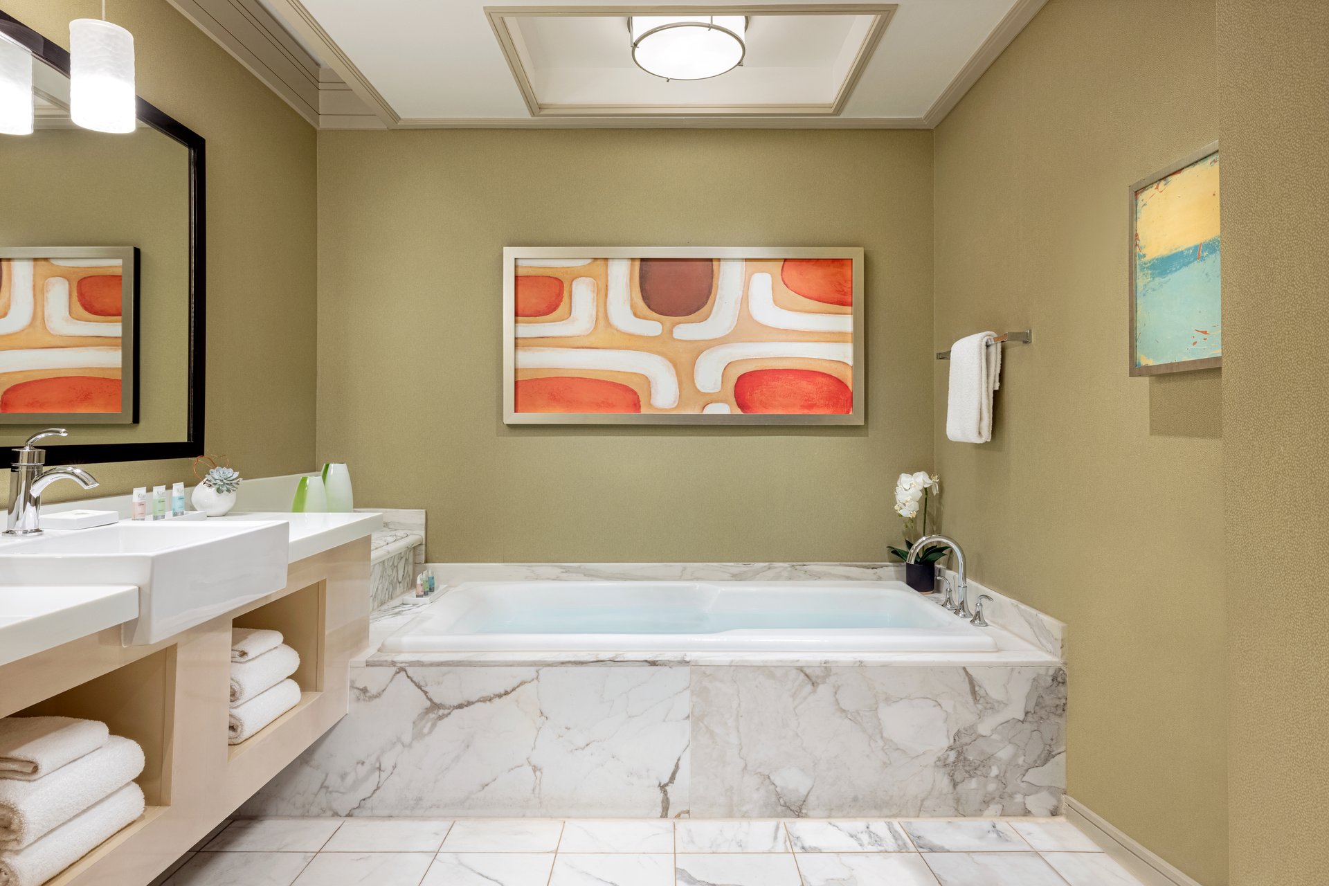 Mirage Suite - Bathroom