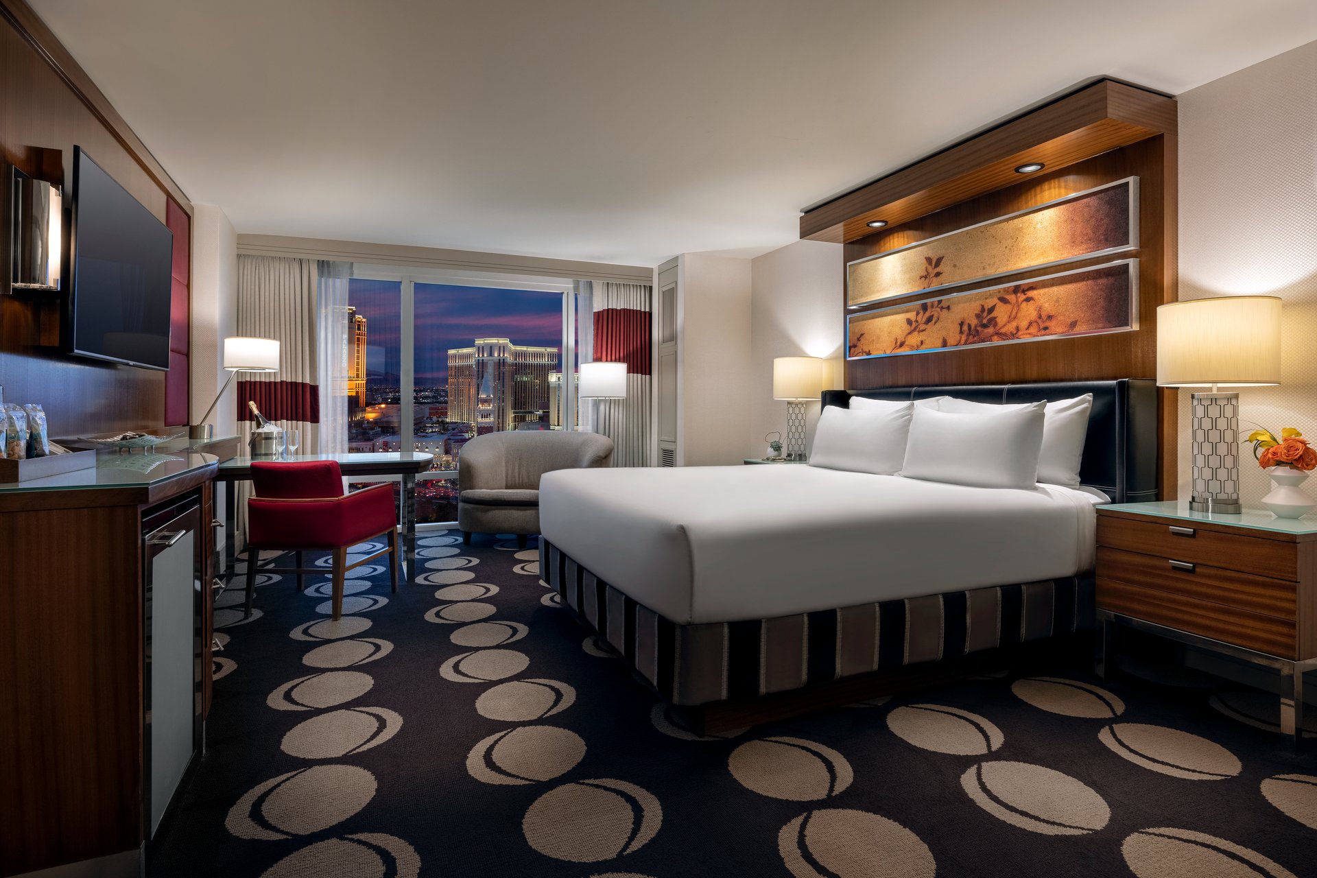 Two Bedroom Tower Suite - Second Bedroom