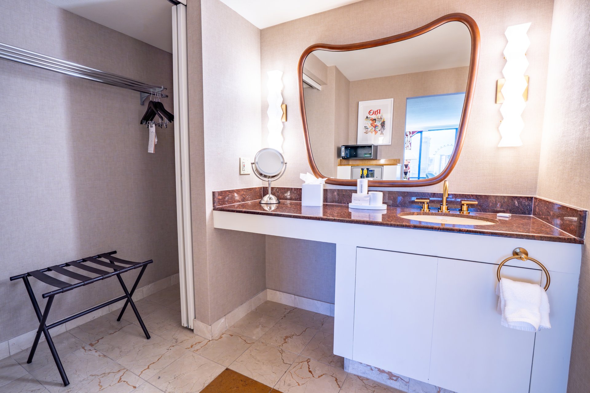 Ipanema Bathroom-1.jpg