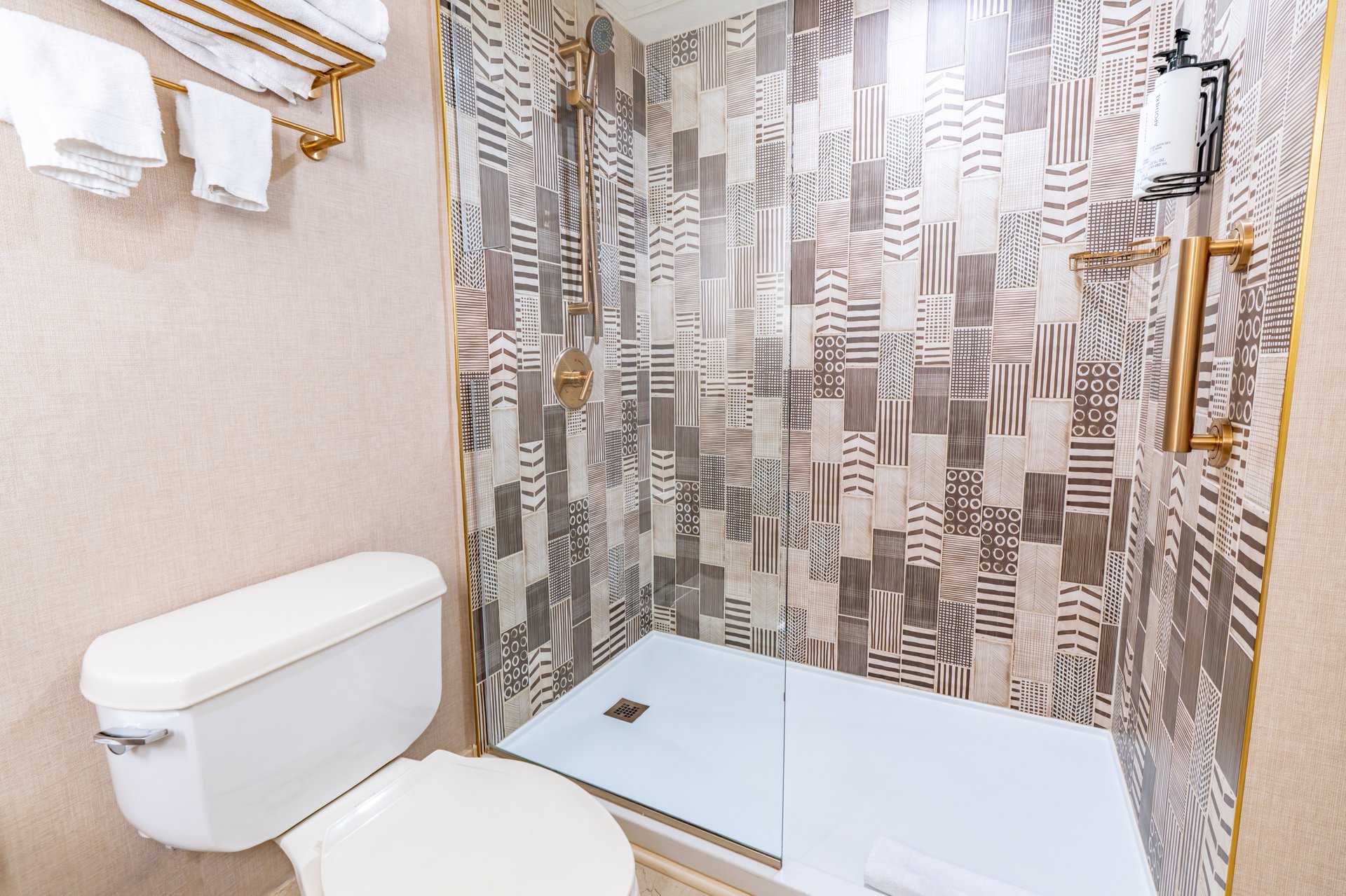 Ipanema Bathroom-3.jpg