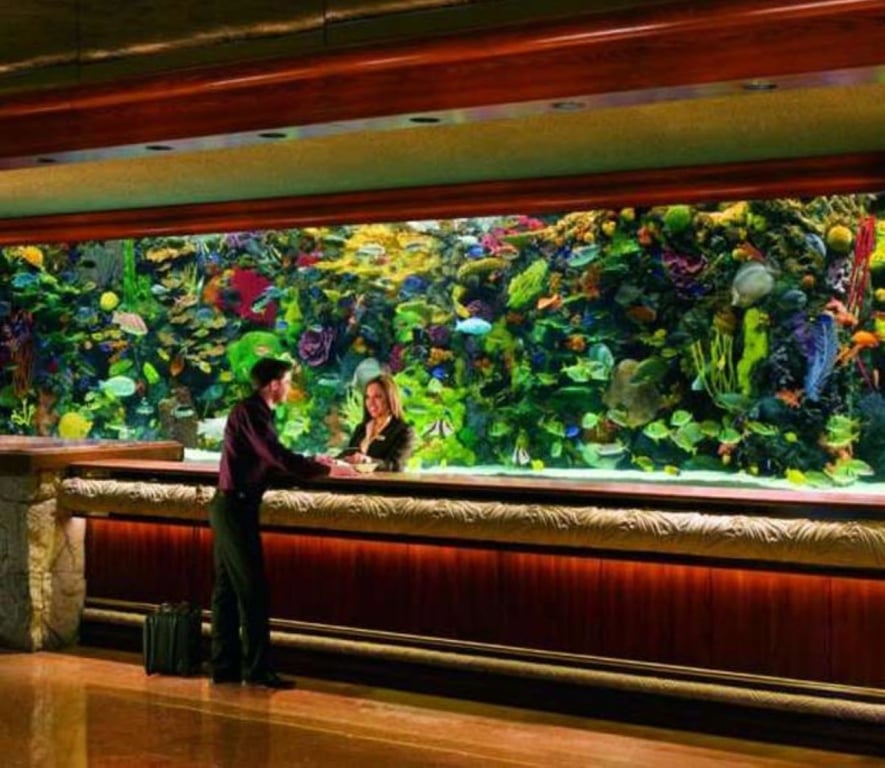 aquarium-lobby.jpg | The Mirage Hotel & Casino