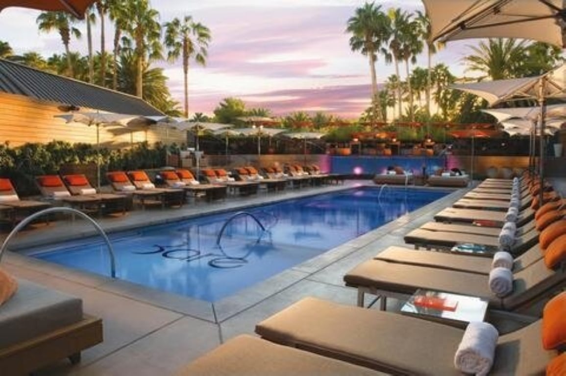 Bare Pool Sunset.jpg | The Mirage Hotel & Casino