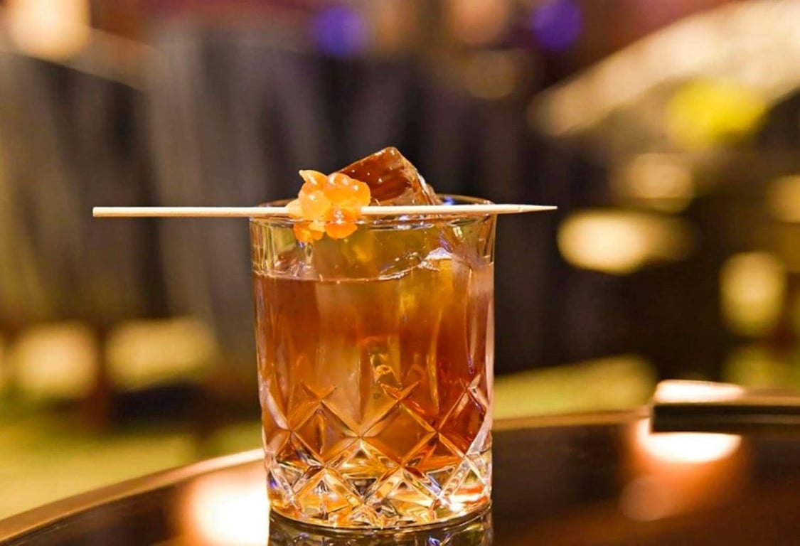 parlor-drink.jpg | The Mirage Hotel & Casino