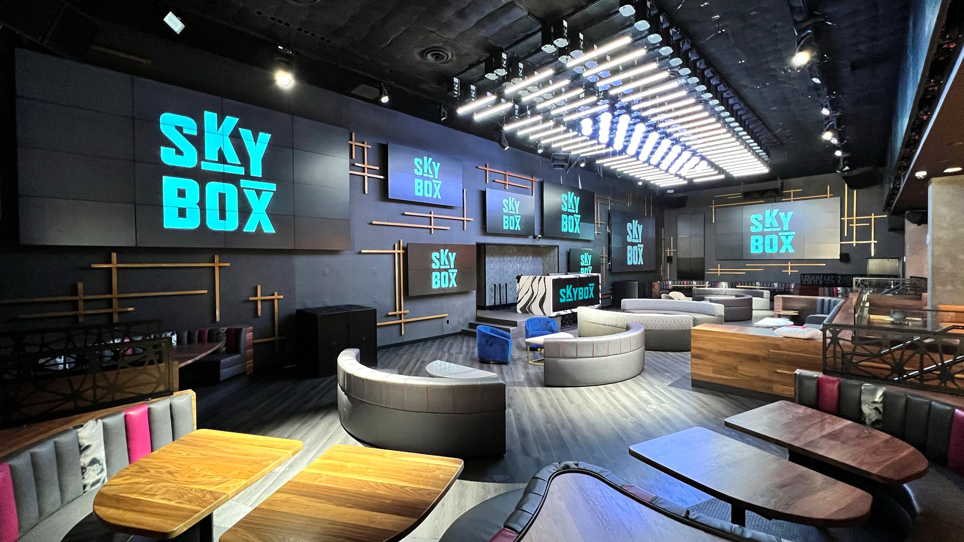 WS-Skybox-Floor-2 | Virgin Hotels Las Vegas, Curio Collection by Hilton