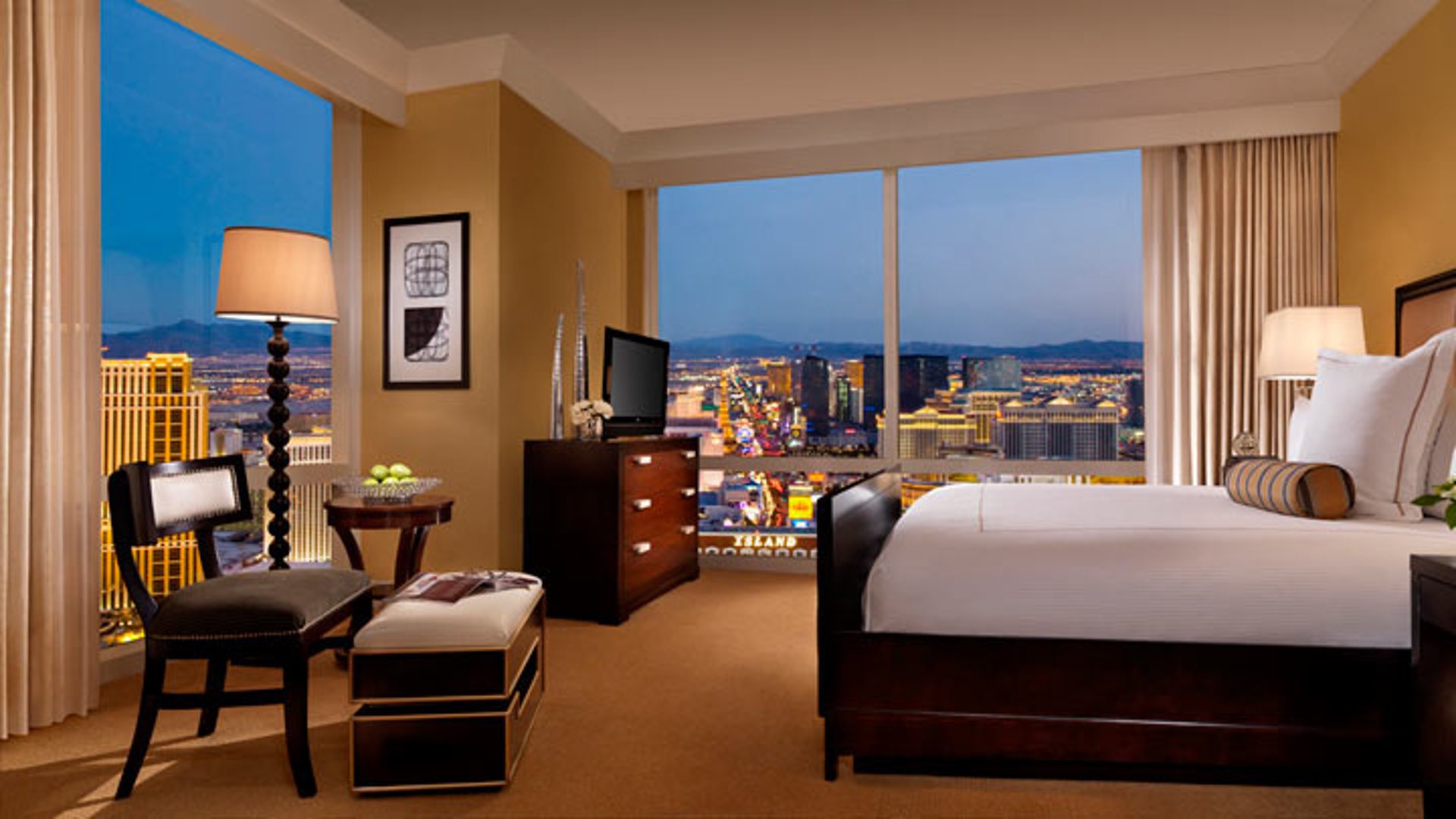 Corner Suite