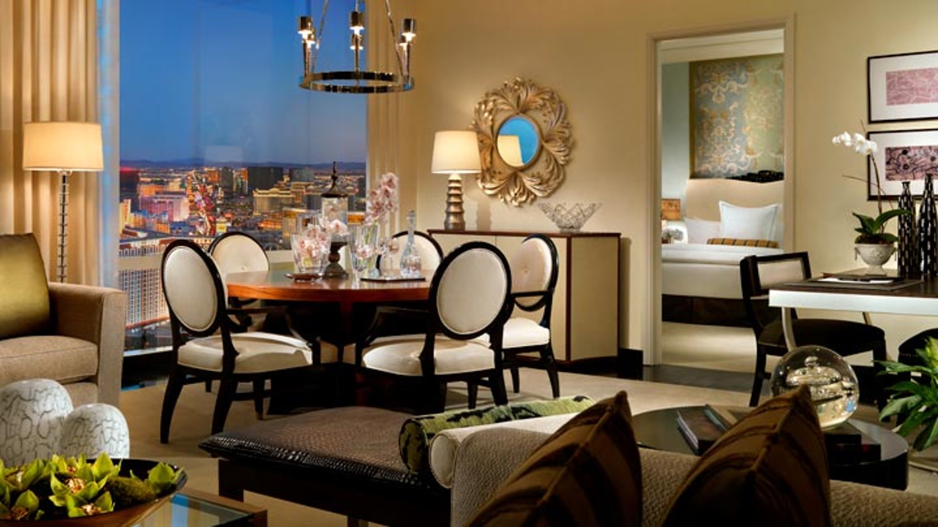 Penthouse | Strip View