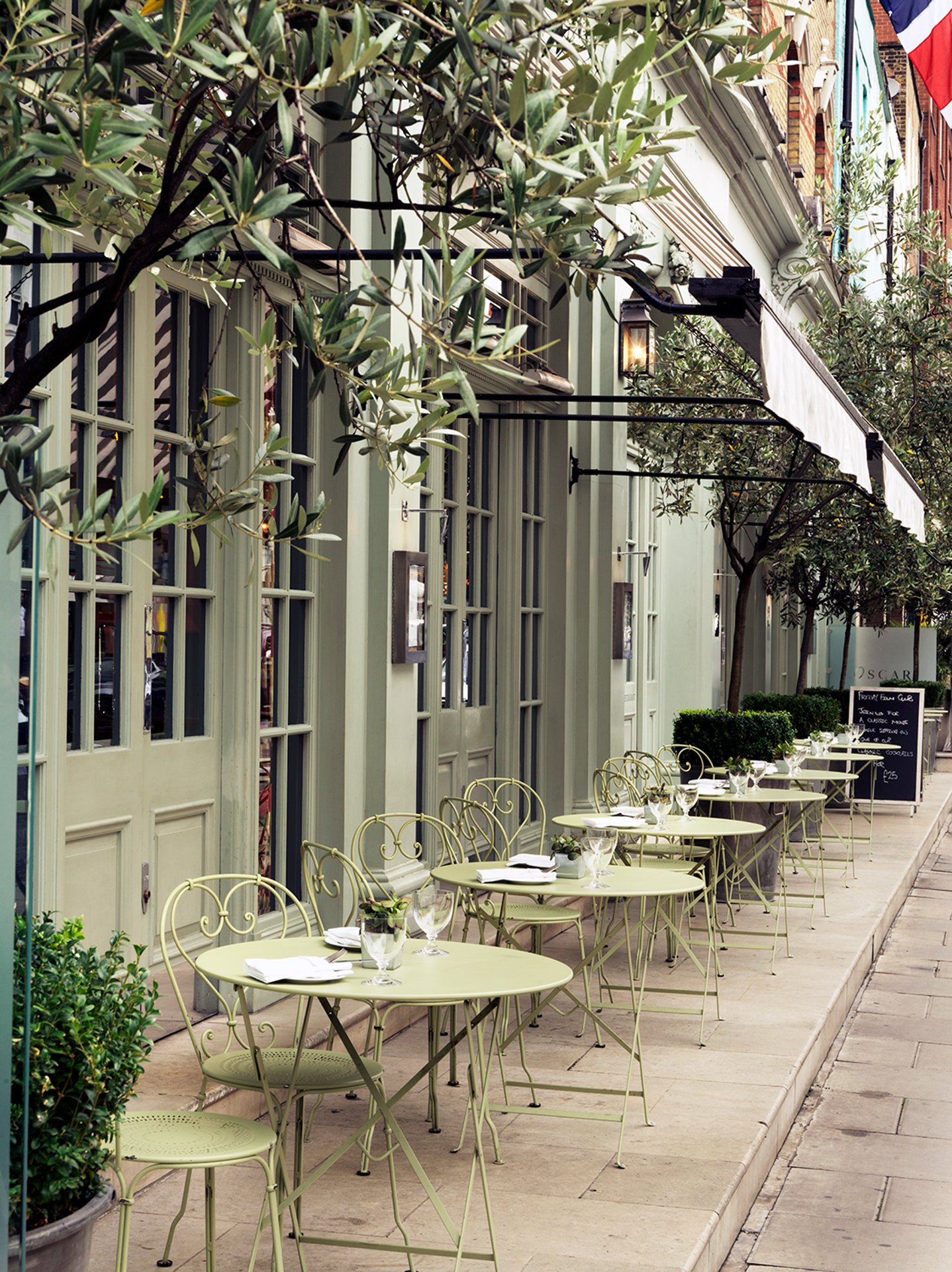 Oscar Restaurant Exterior | Charlotte Street Hotel