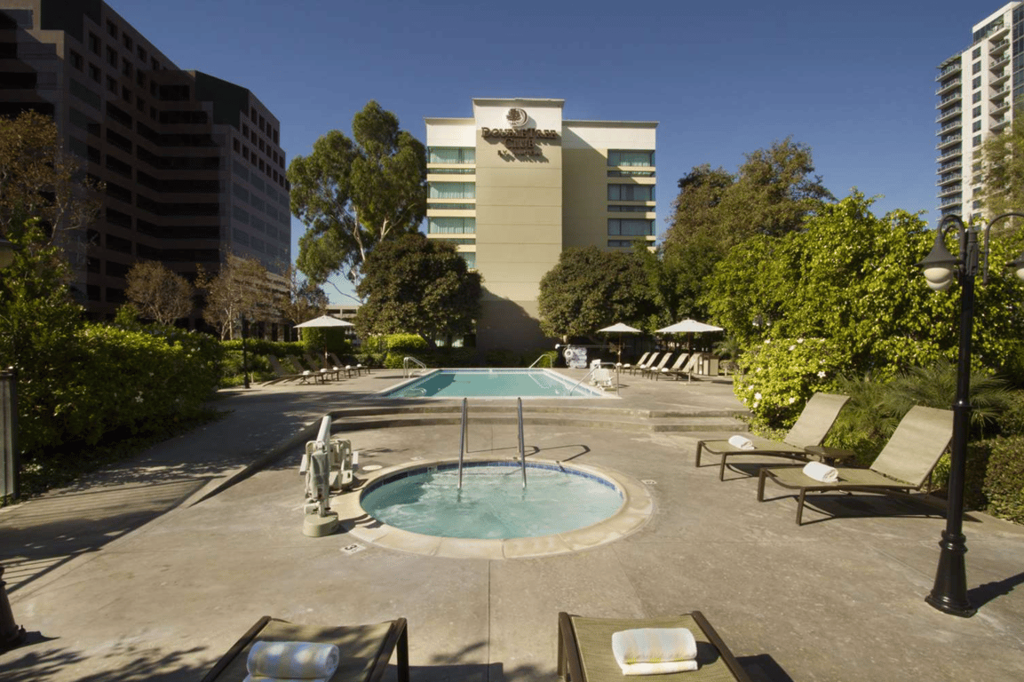 Pool and Spa | DoubleTree by Hilton Orange County Airport