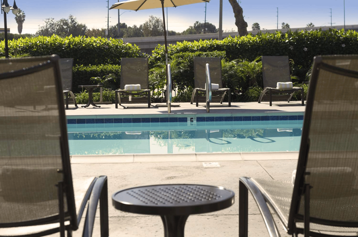 Pool | DoubleTree by Hilton Orange County Airport