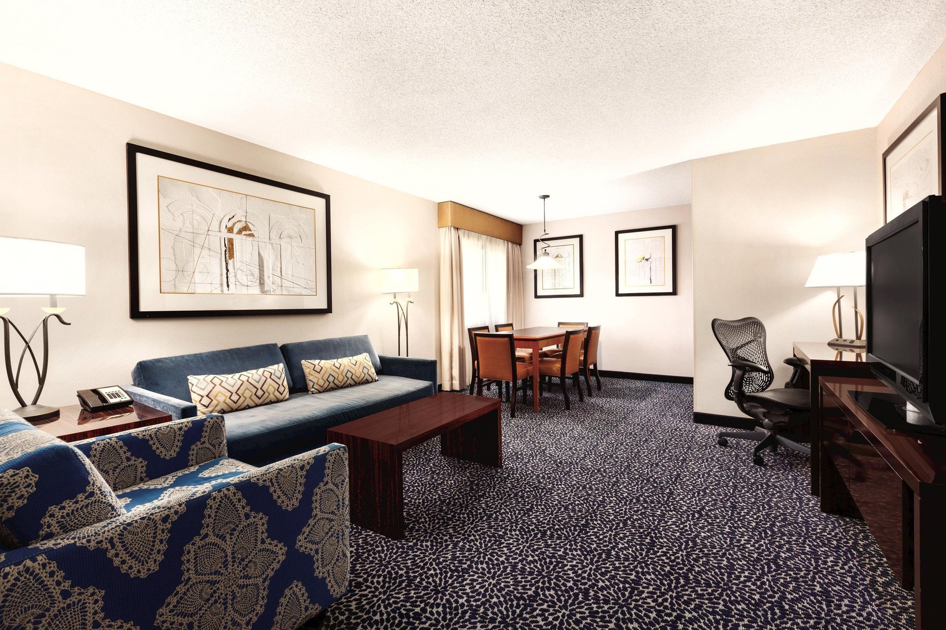 King Suite Living Area