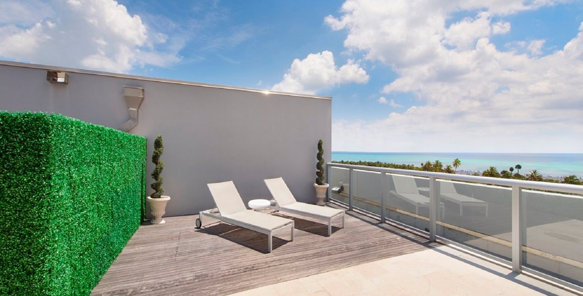 Sundeck