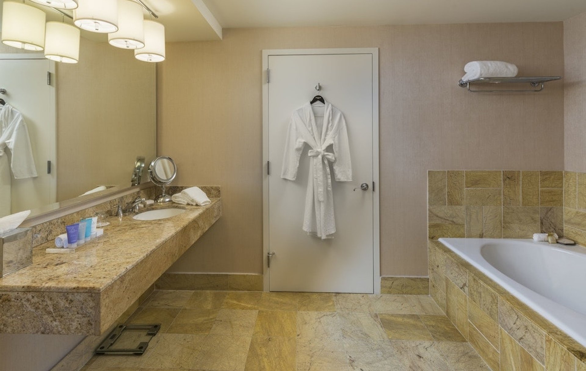 Corner Suite Bathroom