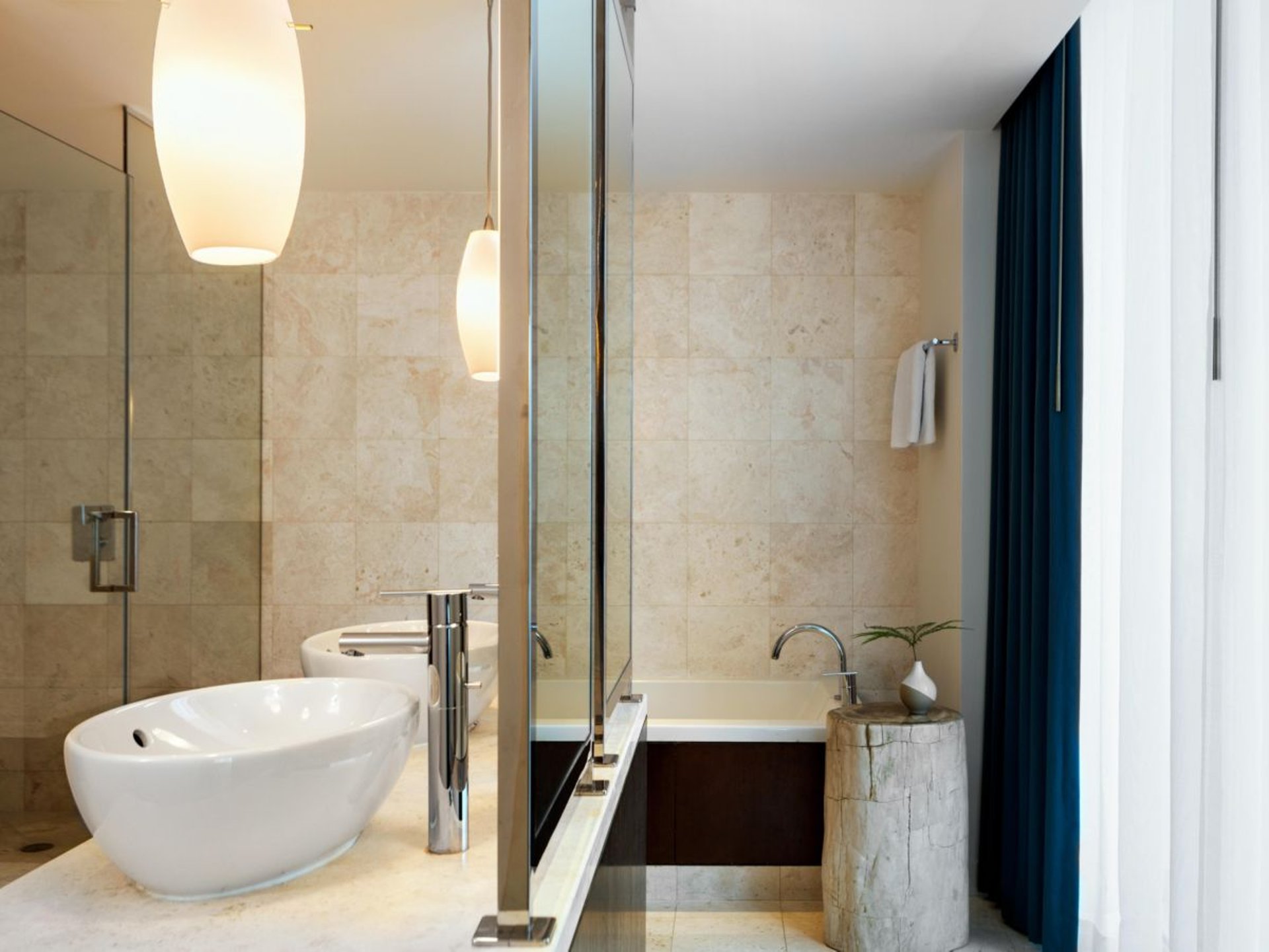 Tub