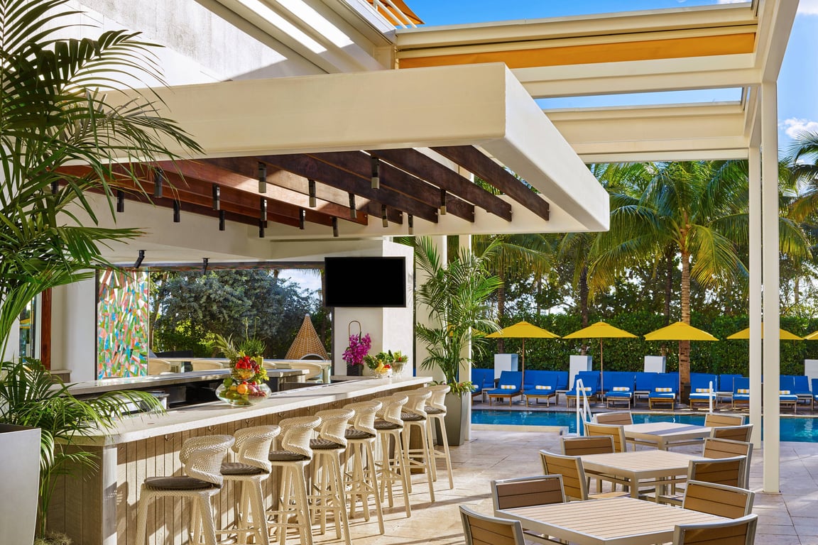 Pool Bar | Royal Palm South Beach Miami, a Tribute Portfolio Resort