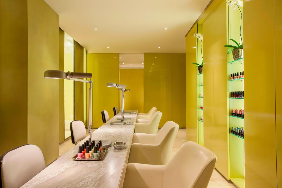 Spa Nails