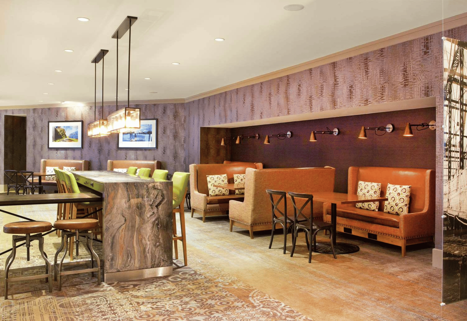 Seating Indoors | DoubleTree by Hilton Hotel Nashville Downtown