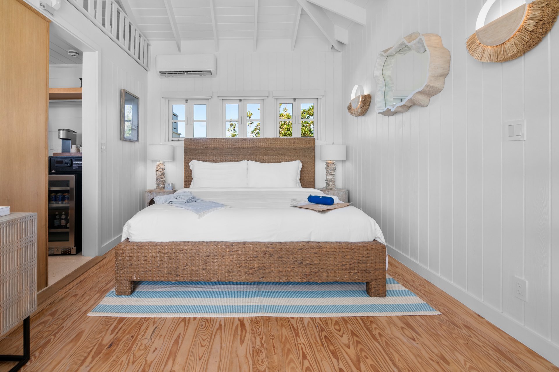 Beachside Connector - Bed 02
