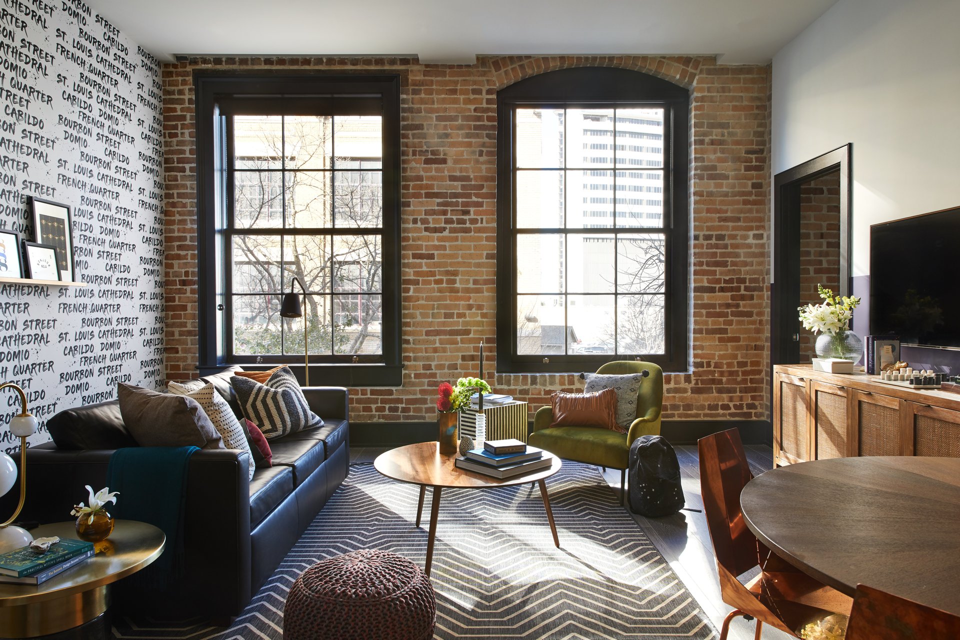 Living Area 2