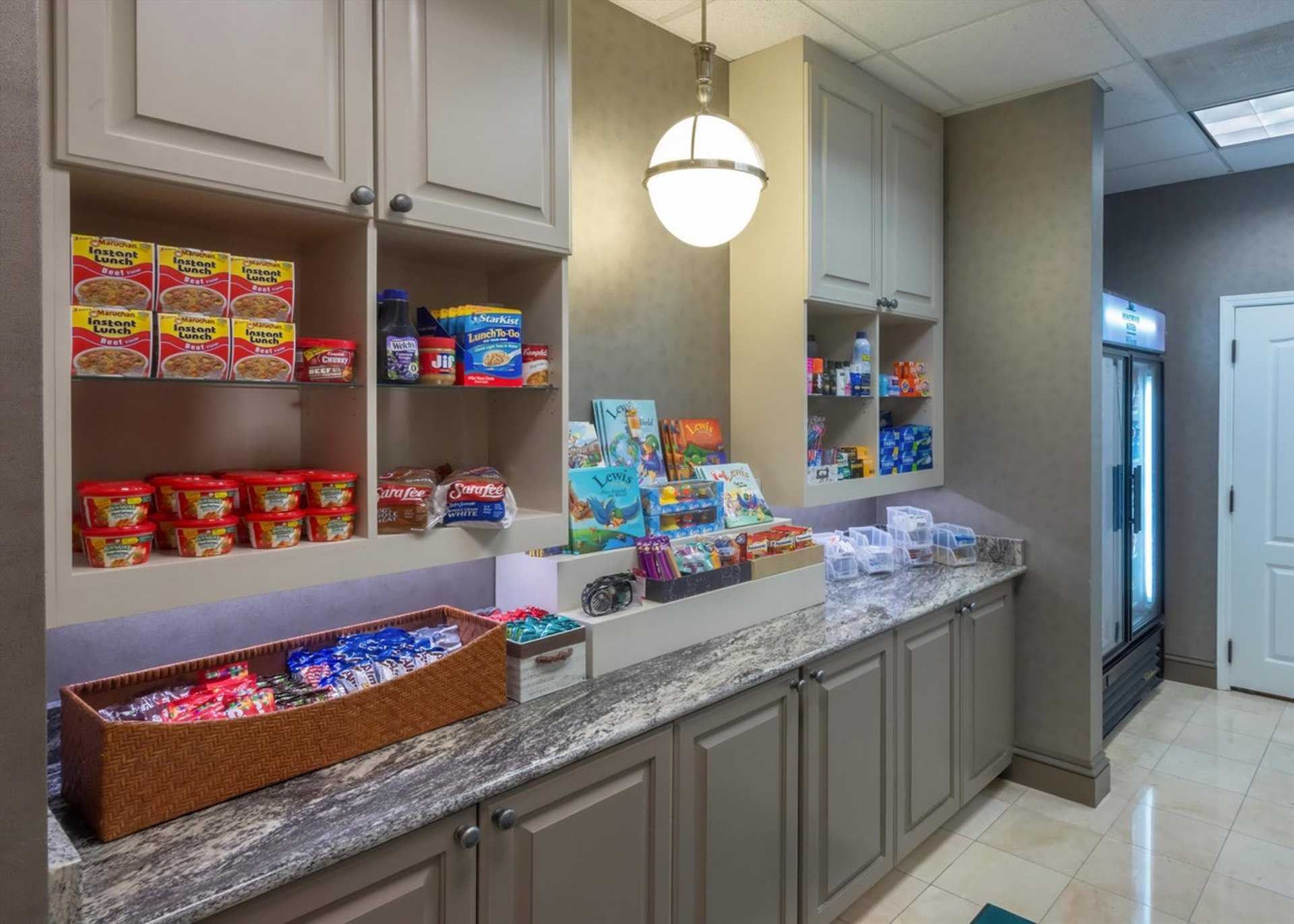 MSYHWHW_HWS_New_Orleans-08-Market_S.jpg | Homewood Suites by Hilton New Orleans