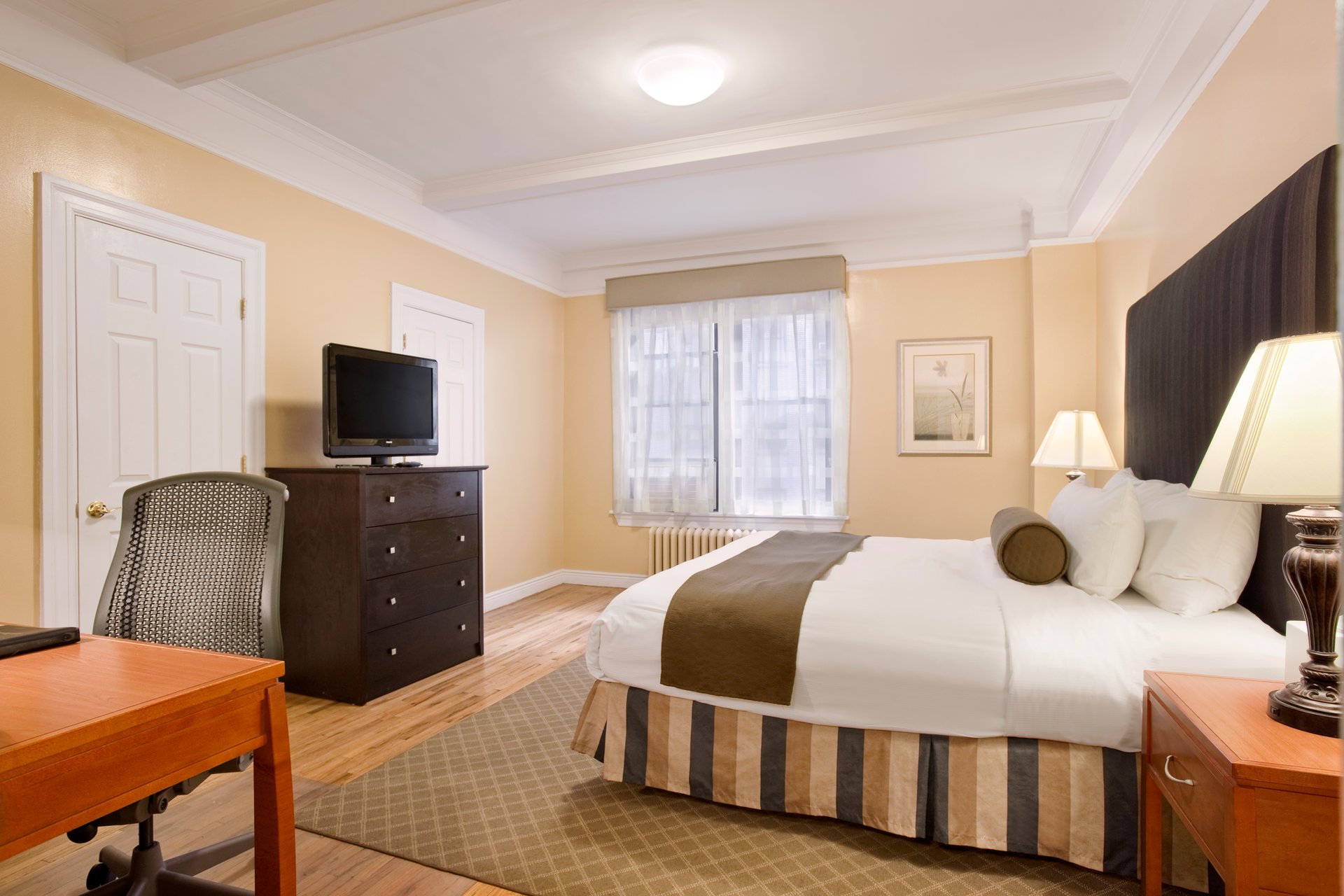 King Master Bedroom 2
