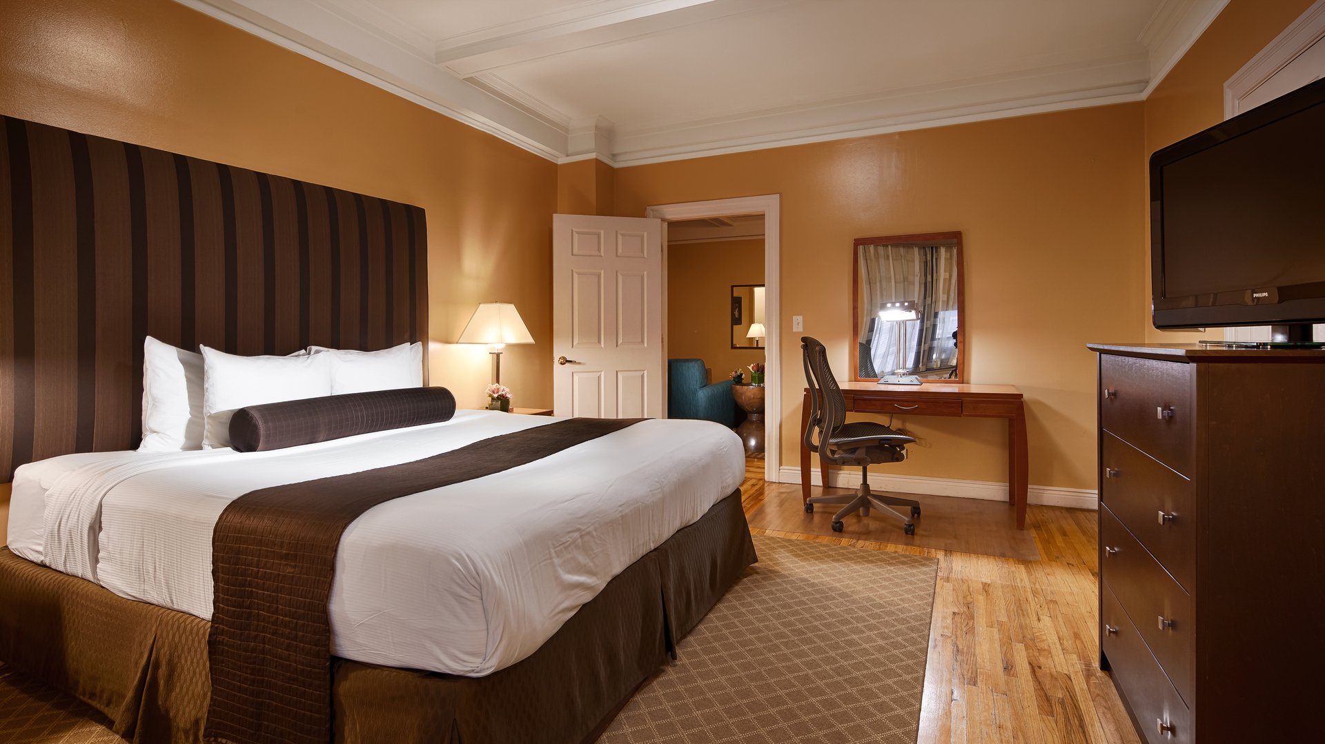 King Master Bedroom 3